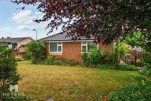 Photo 14- click for photo gallery